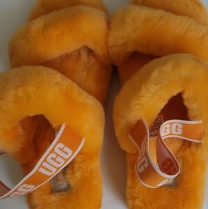 Ugg fuzzy slippers